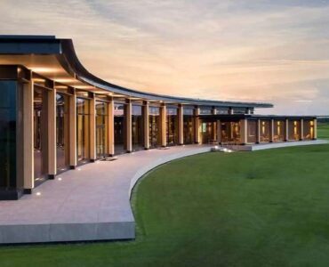 GROVE XXIII - CLUBHOUSE