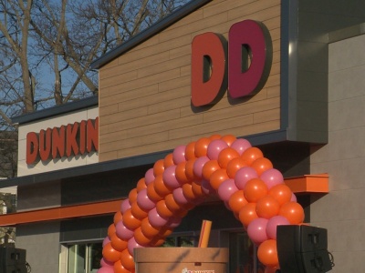 Detailing Spectrum Facades at Dunkin Donuts